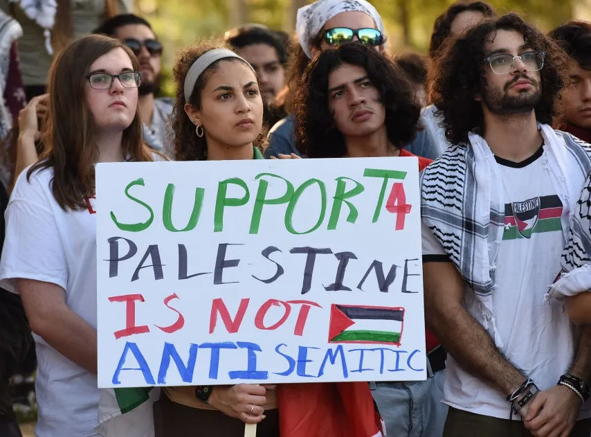 Not antisemitic